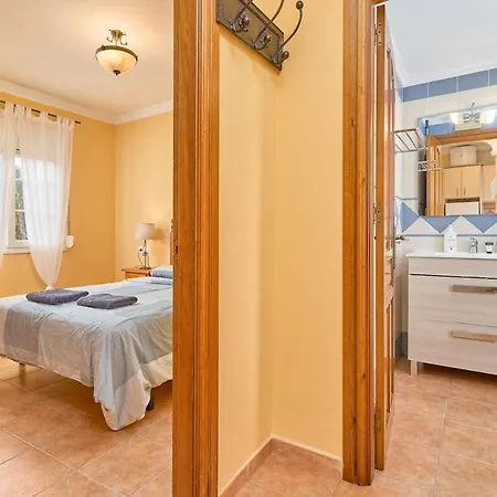 Apartment Burriana Hideaway *