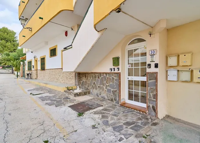 Burriana Hideaway Апартаменты Нерха