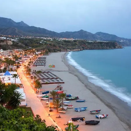 Burriana Hideaway Apartment Nerja